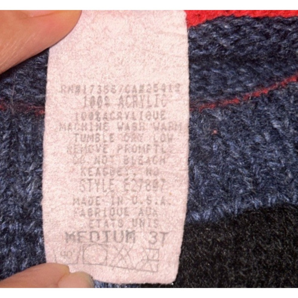 Vintage Mickey & Friends by Jet set Minnie & Mickey sweater size 3T made In USA - Picture 4 of 6